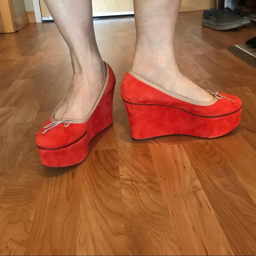 ❗️Great pair of 4 inch platforms❗️ - Picture 2 of 8